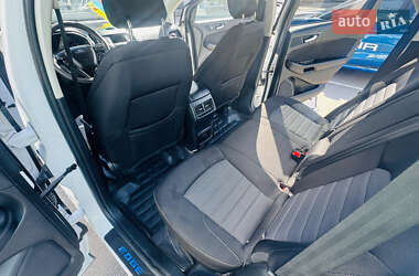 Внедорожник / Кроссовер Ford Edge 2018 в 