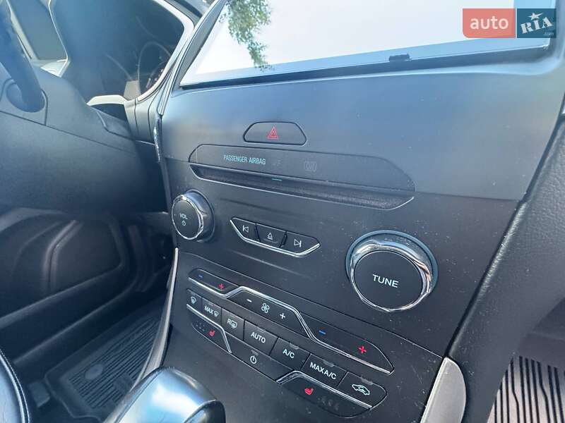 Позашляховик / Кросовер Ford Edge 2017 в Києві