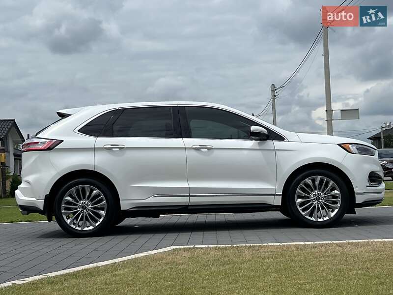 Позашляховик / Кросовер Ford Edge 2020 в Рівному