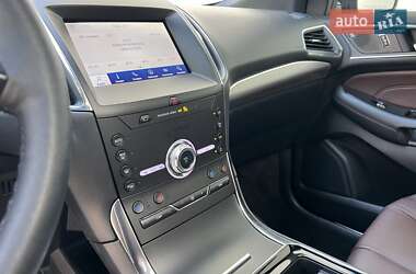 Внедорожник / Кроссовер Ford Edge 2020 в 