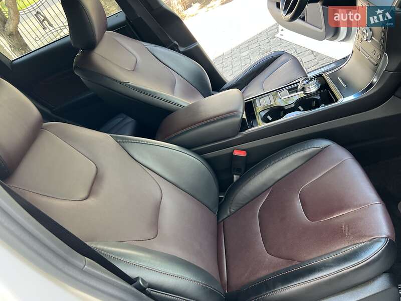 Позашляховик / Кросовер Ford Edge 2020 в Рівному