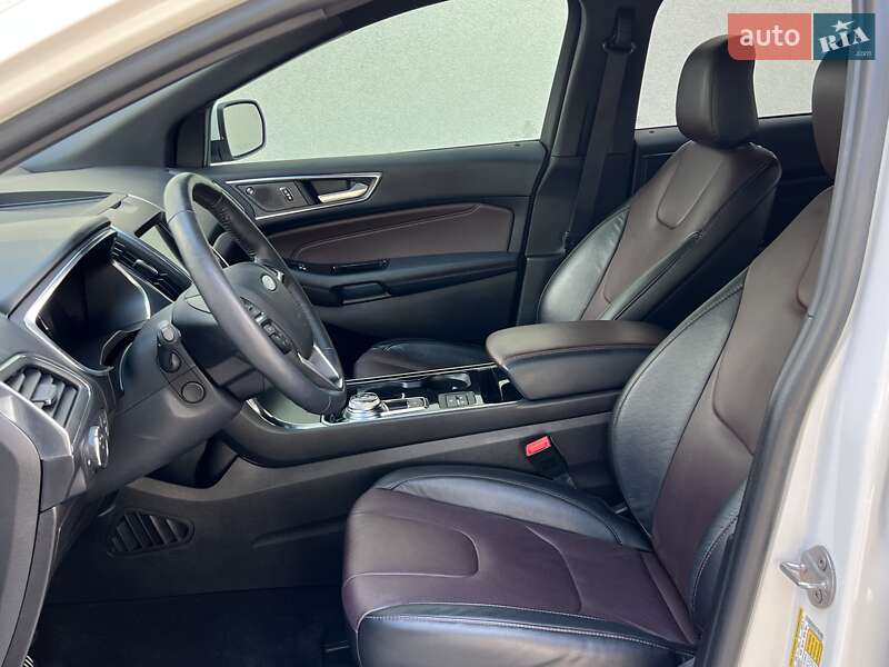 Позашляховик / Кросовер Ford Edge 2020 в Рівному