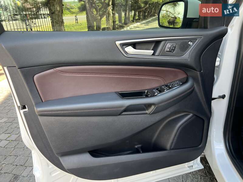 Позашляховик / Кросовер Ford Edge 2020 в Рівному