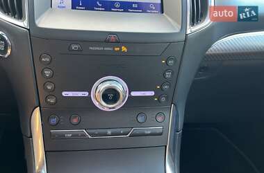 Внедорожник / Кроссовер Ford Edge 2020 в 