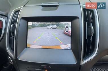 Внедорожник / Кроссовер Ford Edge 2017 в 