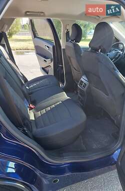 Позашляховик / Кросовер Ford Edge 2016 в 