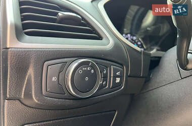 Внедорожник / Кроссовер Ford Edge 2020 в 