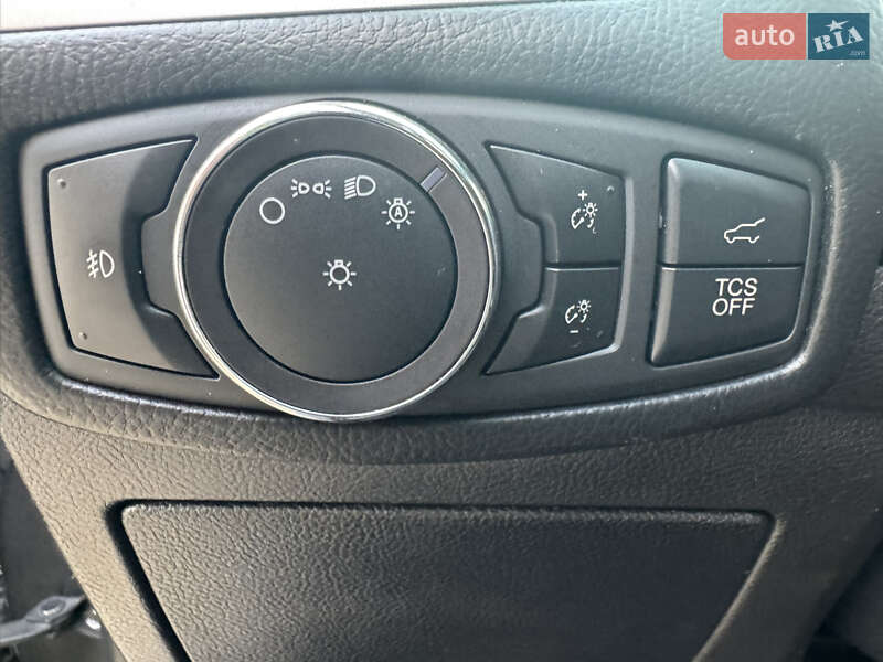 Позашляховик / Кросовер Ford Edge 2019 в Києві