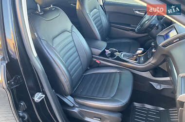 Внедорожник / Кроссовер Ford Edge 2016 в 