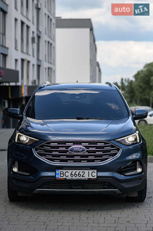 Внедорожник / Кроссовер Ford Edge 2018 в Новояворовске