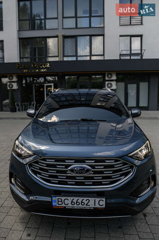 Внедорожник / Кроссовер Ford Edge 2018 в Новояворовске