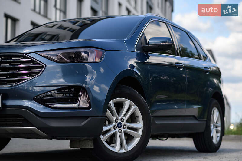 Внедорожник / Кроссовер Ford Edge 2018 в Новояворовске