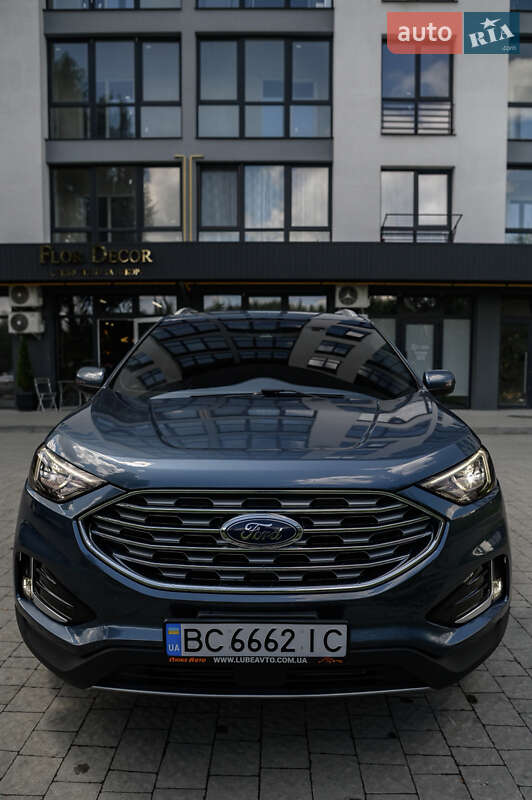 Внедорожник / Кроссовер Ford Edge 2018 в Новояворовске
