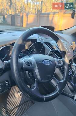 Внедорожник / Кроссовер Ford Edge 2013 в 