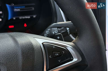 Внедорожник / Кроссовер Ford Edge 2023 в 
