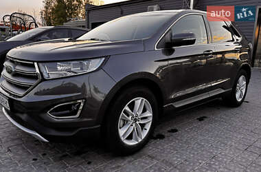 Внедорожник / Кроссовер Ford Edge 2017 в 