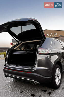 Внедорожник / Кроссовер Ford Edge 2017 в 