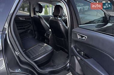 Внедорожник / Кроссовер Ford Edge 2017 в 