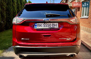 Внедорожник / Кроссовер Ford Edge 2016 в 