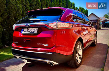 Внедорожник / Кроссовер Ford Edge 2016 в 