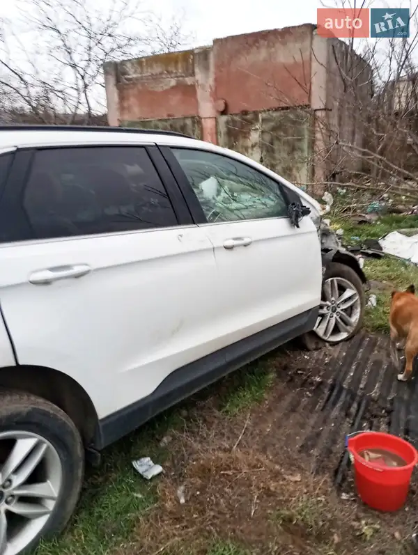 Ford Edge 2015