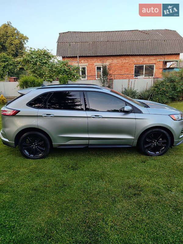 Ford Edge 2020