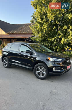 Позашляховик / Кросовер Ford Edge 2022 в 