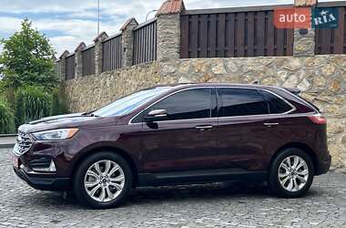 Позашляховик / Кросовер Ford Edge 2022 в 