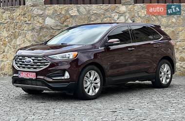 Позашляховик / Кросовер Ford Edge 2022 в 