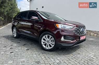 Позашляховик / Кросовер Ford Edge 2022 в 