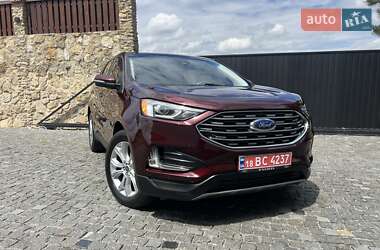 Позашляховик / Кросовер Ford Edge 2022 в 