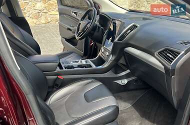 Позашляховик / Кросовер Ford Edge 2022 в 