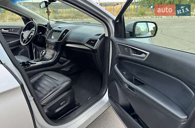 Внедорожник / Кроссовер Ford Edge 2017 в 