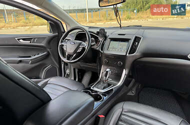 Внедорожник / Кроссовер Ford Edge 2017 в 
