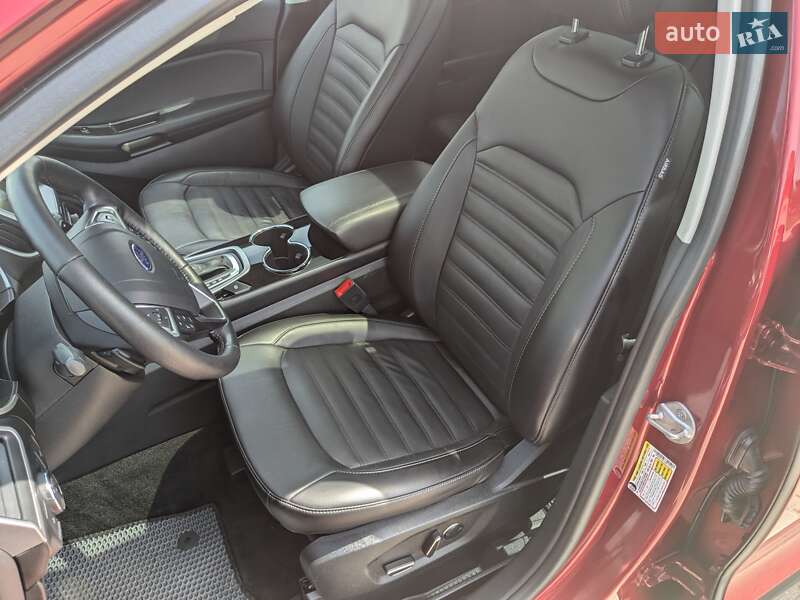 Внедорожник / Кроссовер Ford Edge 2016 в Ивано-Франковске