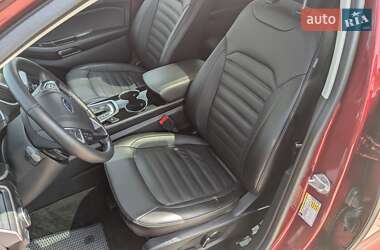 Внедорожник / Кроссовер Ford Edge 2016 в 