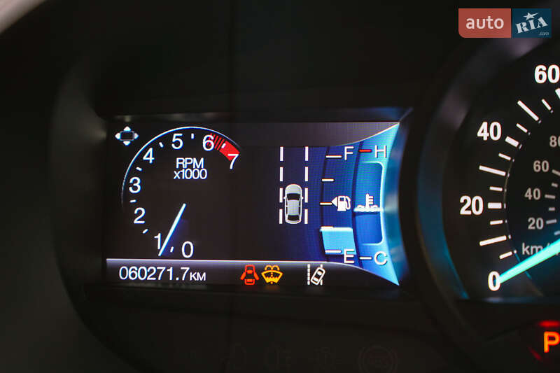 Внедорожник / Кроссовер Ford Edge 2019 в Ивано-Франковске