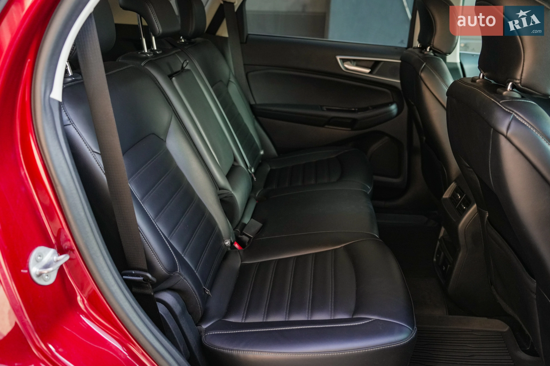 2019 Ford Edge - мініатюра 28