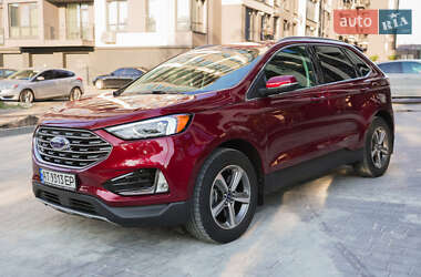 Позашляховик / Кросовер Ford Edge 2019 в 