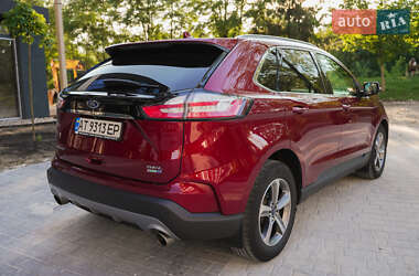 Позашляховик / Кросовер Ford Edge 2019 в 