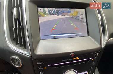 Позашляховик / Кросовер Ford Edge 2019 в 