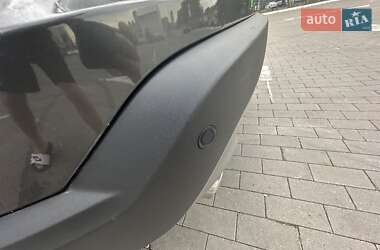 Внедорожник / Кроссовер Ford Edge 2020 в 