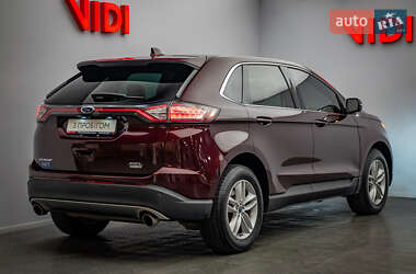 Позашляховик / Кросовер Ford Edge 2017 в 