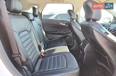 Внедорожник / Кроссовер Ford Edge 2016 в 