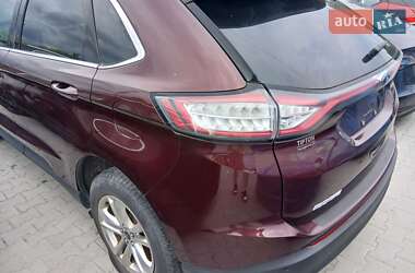 Позашляховик / Кросовер Ford Edge 2016 в 