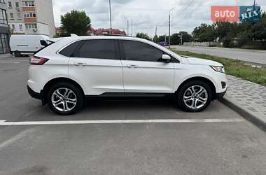 Позашляховик / Кросовер Ford Edge 2018 в 