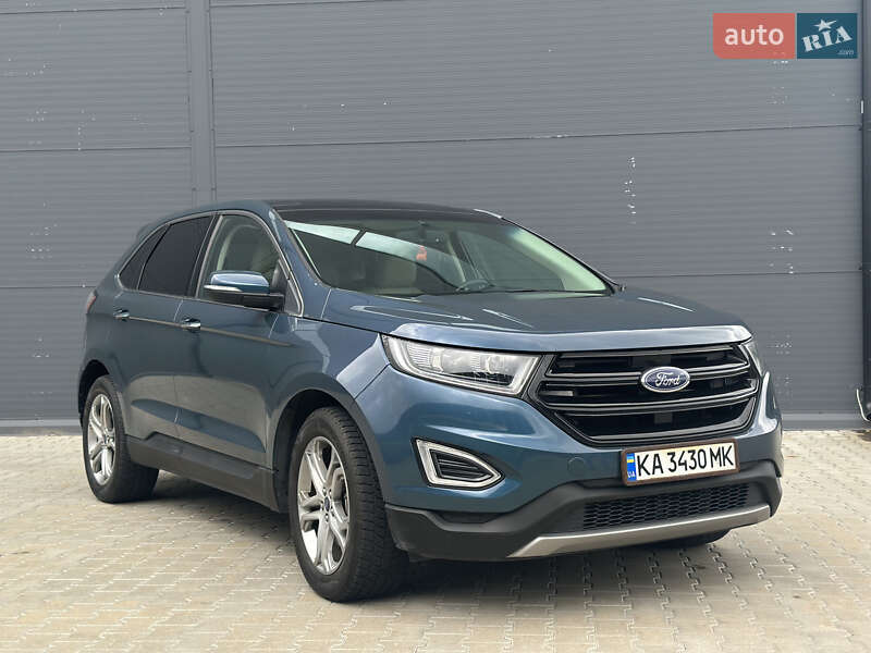 Позашляховик / Кросовер Ford Edge 2016 в 