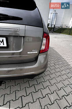 Внедорожник / Кроссовер Ford Edge 2013 в 
