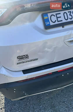 Внедорожник / Кроссовер Ford Edge 2017 в 