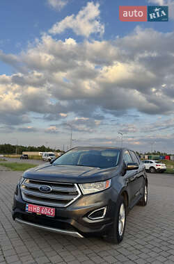 Позашляховик / Кросовер Ford Edge 2015 в 